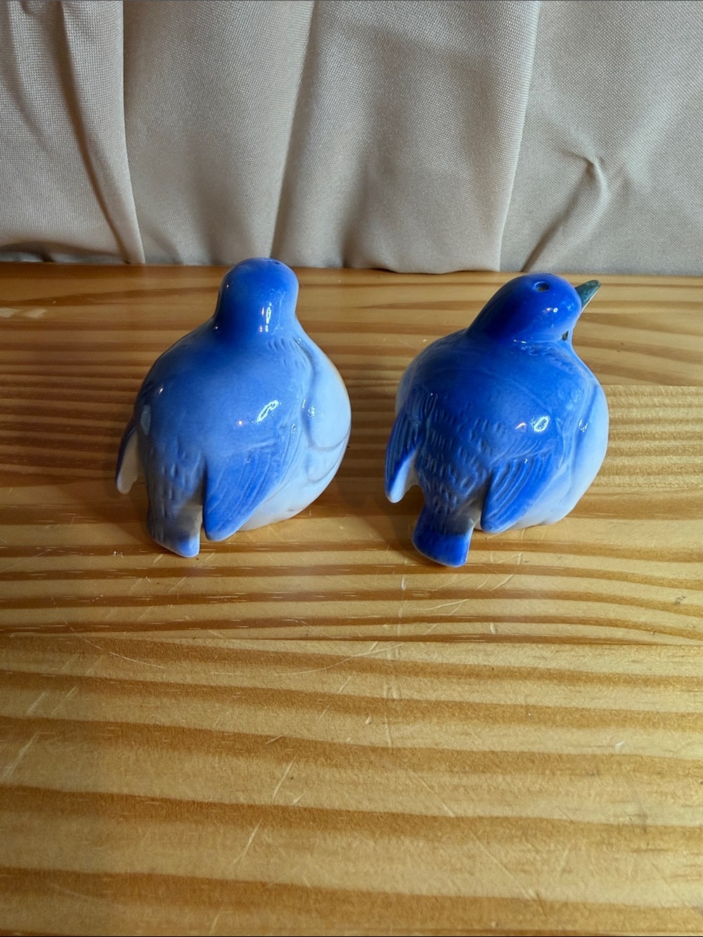 VTG Porcelain Chubby Bluebird Salt & Pepper Shaker Set - Picture 3 of 7